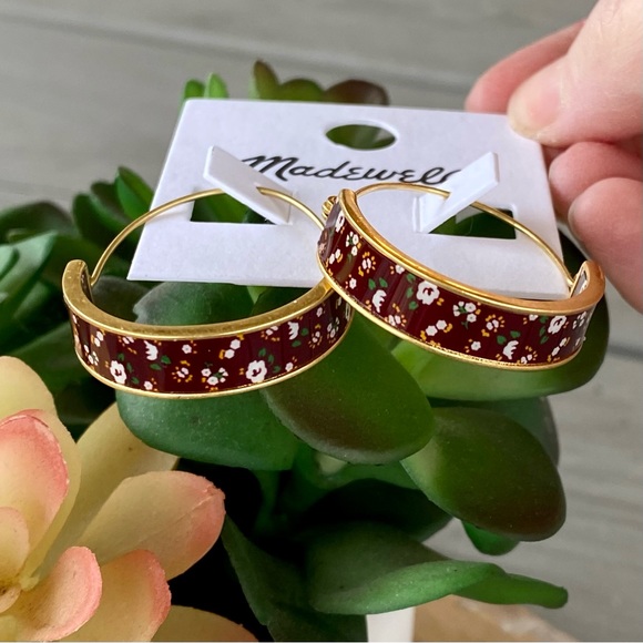 Madewell Jewelry - Madewell Cottage Floral Medium Hoop Earring✨